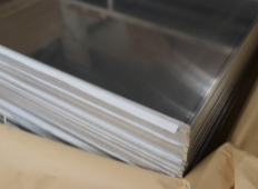 解鎖汽車動(dòng)力新境界！鋁板用于部件，減重增效散熱超一流